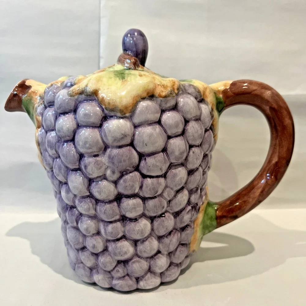 VTG Majolica Grape-Vines Motif Ceramic Tea / Coffee Pot Portugal | Hand Painted
